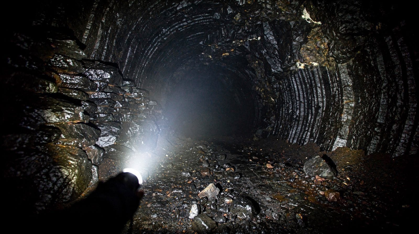 caves-lava-tubes