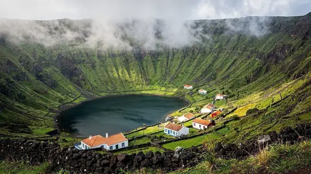 Volcanoes craters