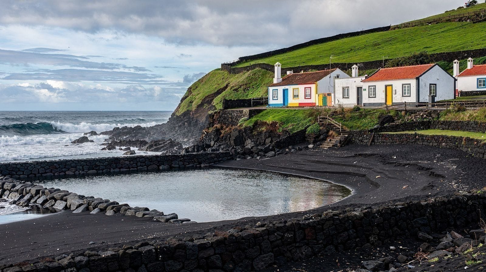 Lagoa: el pueblo portuario de la costa sur de São Miguel