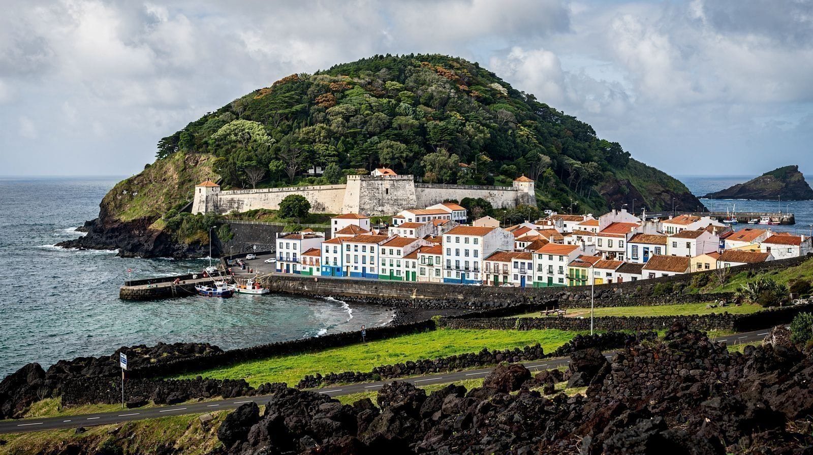 Monte Brasil: la península volcánica de Angra