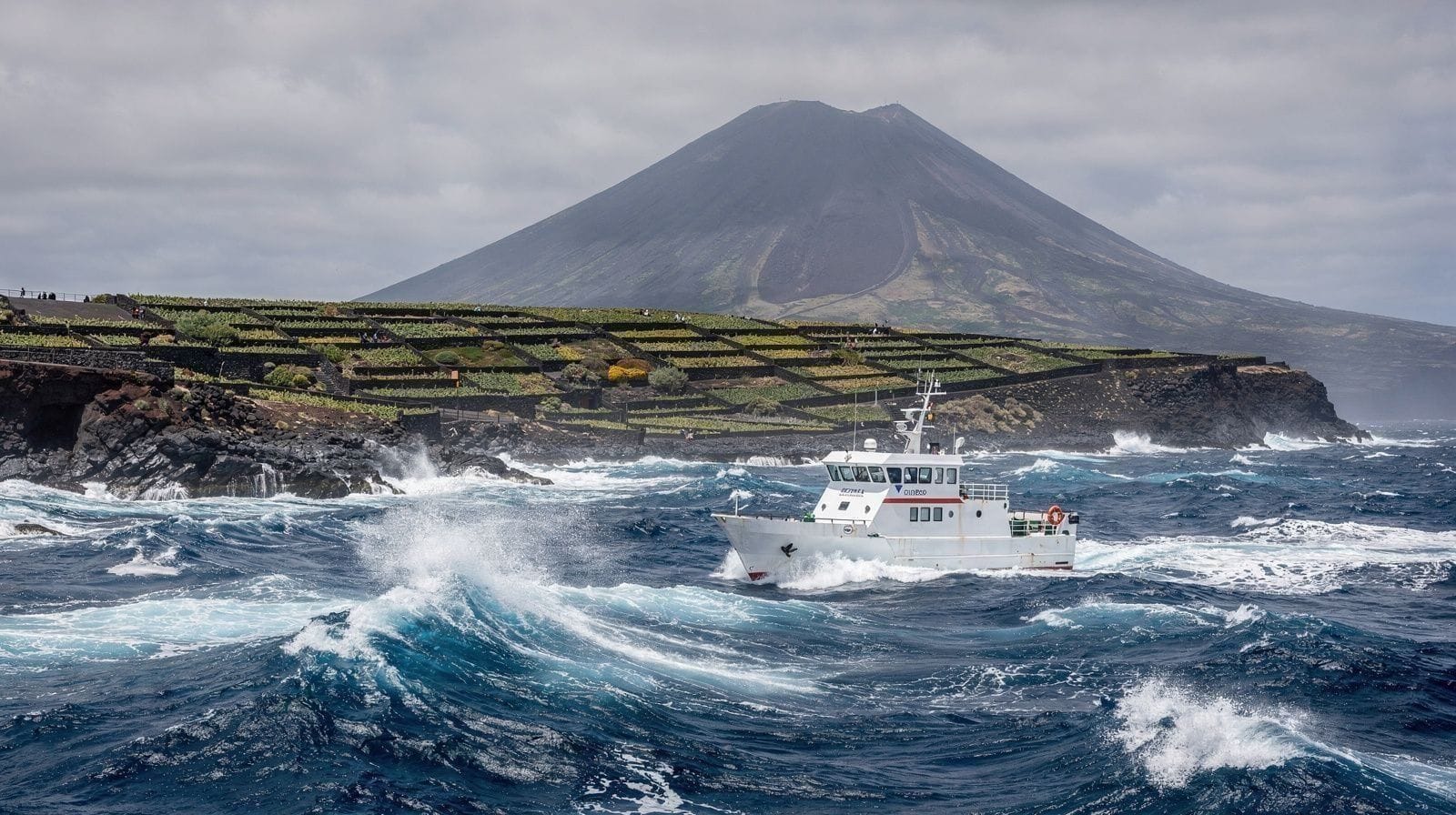 De Pico a Faial en un día: la realidad del ferry