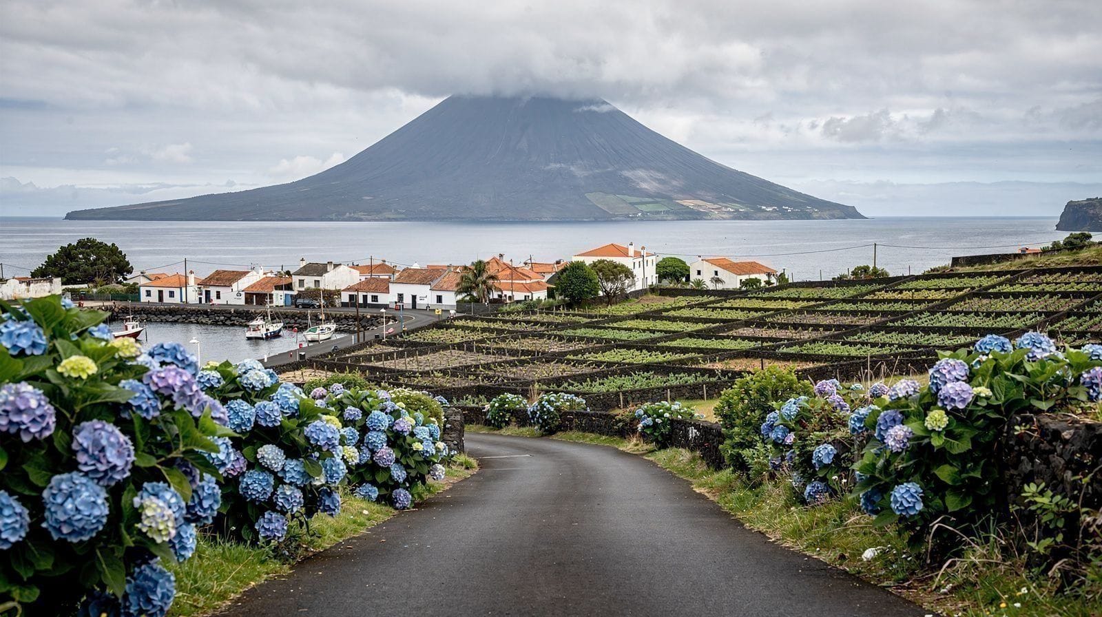 Pico y Faial: cómo repartir tu tiempo entre las dos islas