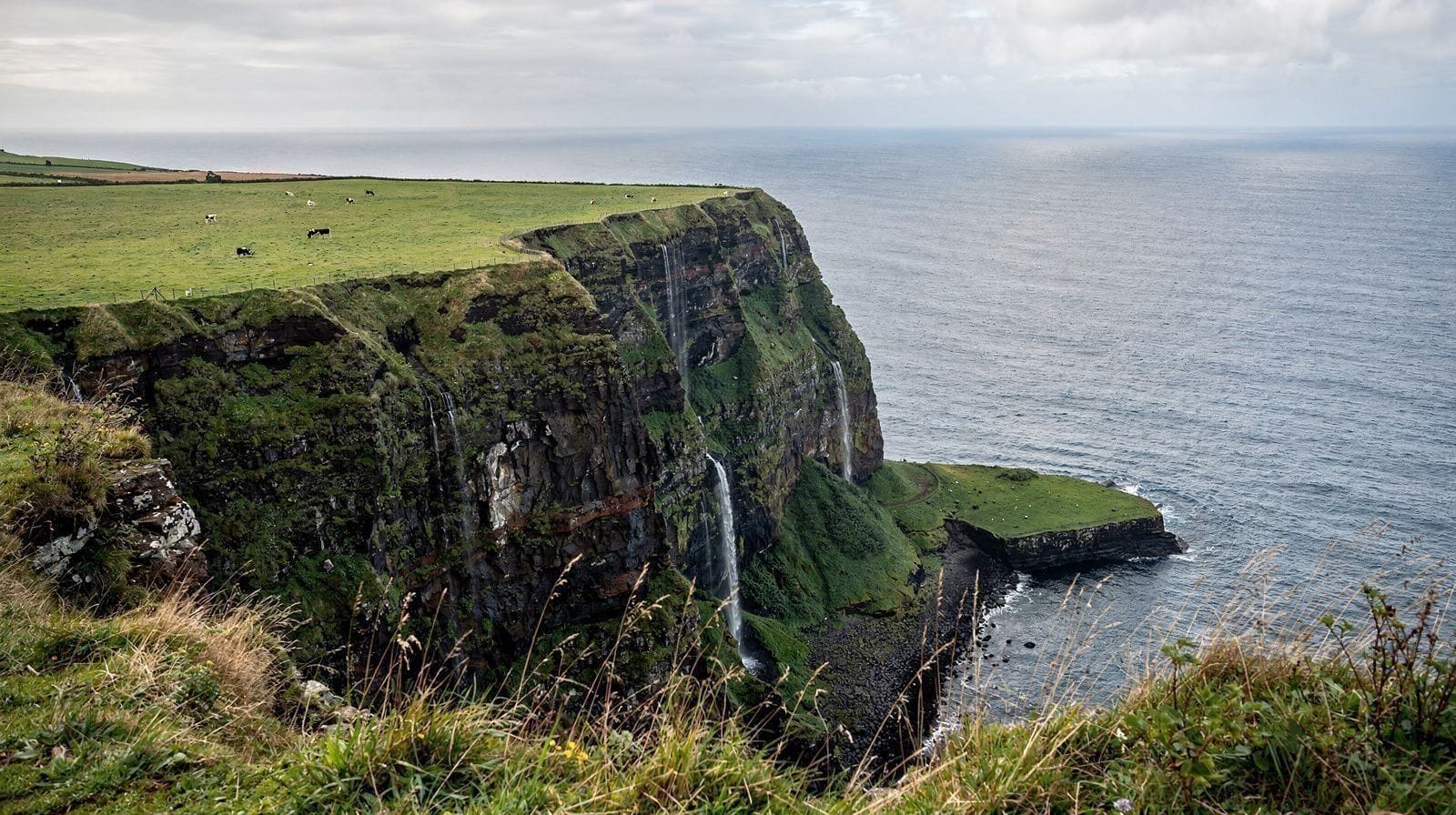 São Jorge in 3 Dagen: Een Wandelroute langs de Fajãs
